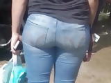 big perfect ass at the fair