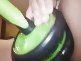 Russian bbw mom pussy insertion