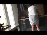 upskirt sous la jupe de ma mere
