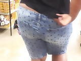 Phat Sloppy BBW jeans falling off that ass