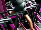 Nice big black booty phat ass at the gym milf