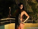 Seductive Eyes Of India MILF