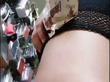 Rico upskirt por dentante y por detras