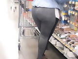 Round Phat Bubble Ass in tights Candid