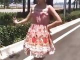 A bare-skinned house dance on the street of the double horse