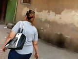 Sexy ass shaking in the street