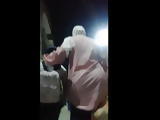 wife shaking her big ass in the street - merat el arse