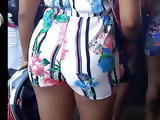 roupa fininha bunda grande ass perfect brunette hot E 40