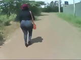 Big African ass shaking 
