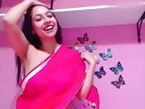 Indian Webcam Girl In Saree Showing Her Tits
