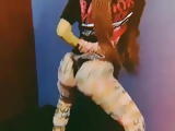 Anitta vagabunda rebolando gostoso!!